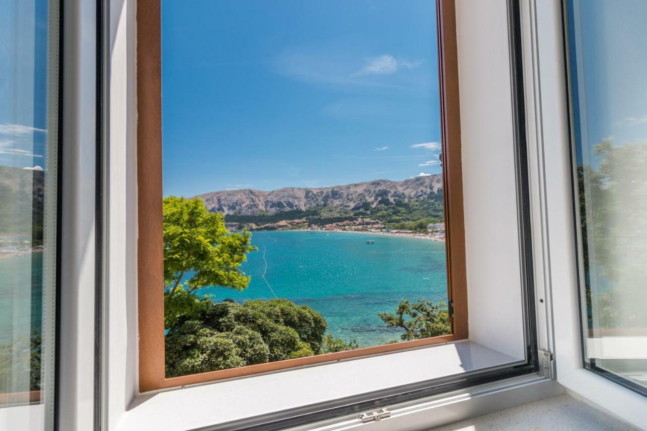 Seaview Apartments Baska Luaran gambar